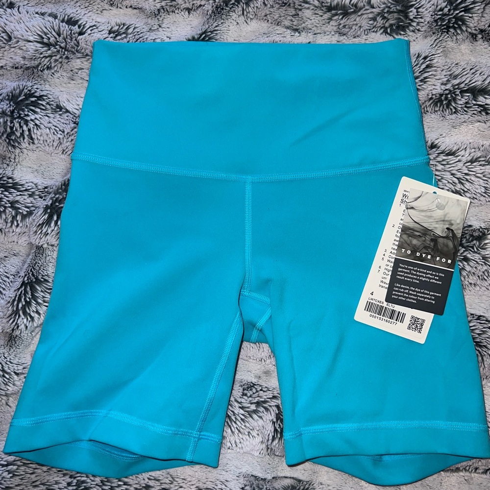 Wunder Train High-Rise Short 6"